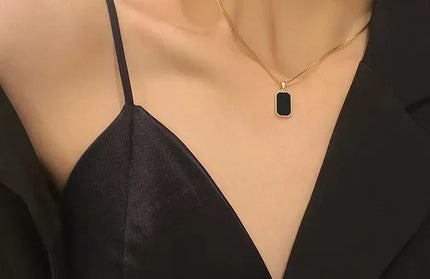 Women Neck Chain Black Exquisite