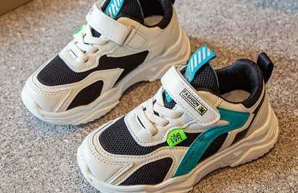 Breathable Mesh Comfort for Casual Walking