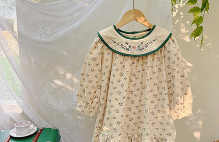 Retro Embroidered Long Sleeved Sweet