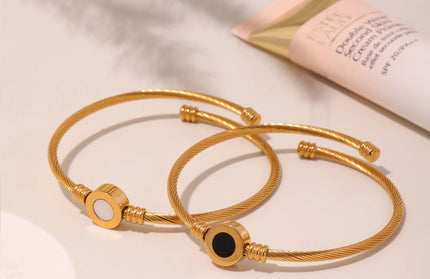 Modern Fritillaria Bracelets Bangle