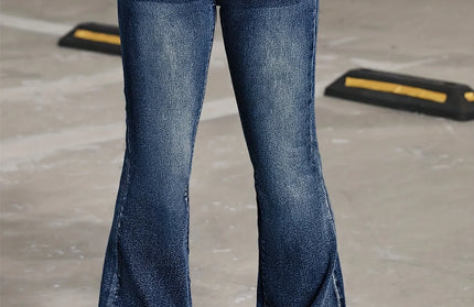 Girls' school-style fashion