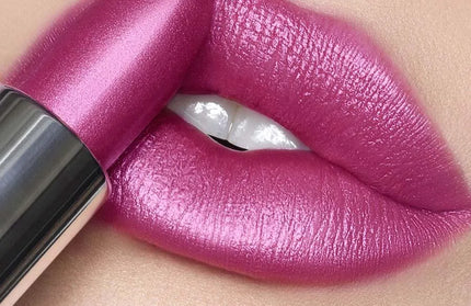 1 PC Red Metallic Lipstick Long lasting Glitter Lip Glaze.