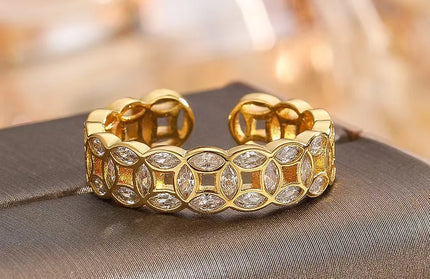 A coin ring for women