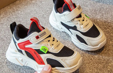Breathable Mesh Comfort for Casual Walking