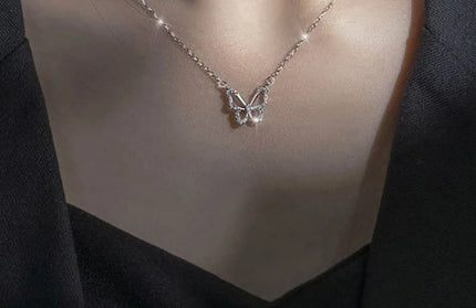 Two Round Shaped Necklaces Female