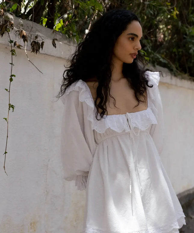 White lace dresses for women
