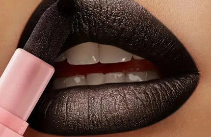 Pearlescent lipstick
