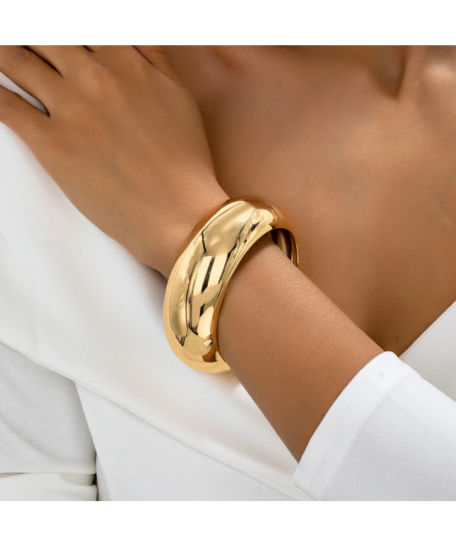 A Women's Bracelet