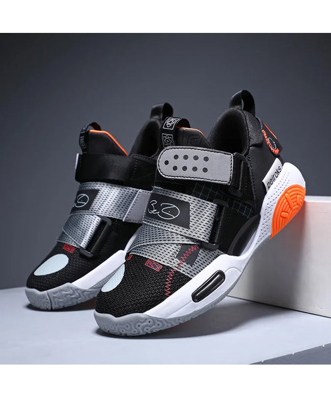 Lightweight Outdoor Sneakers
