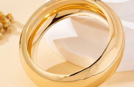 A Women's Bracelet