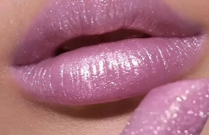 Pearlescent lipstick