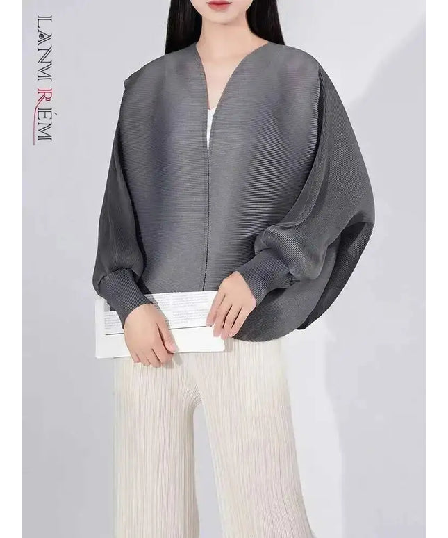 LANMREM Versatile Pleated Shawl